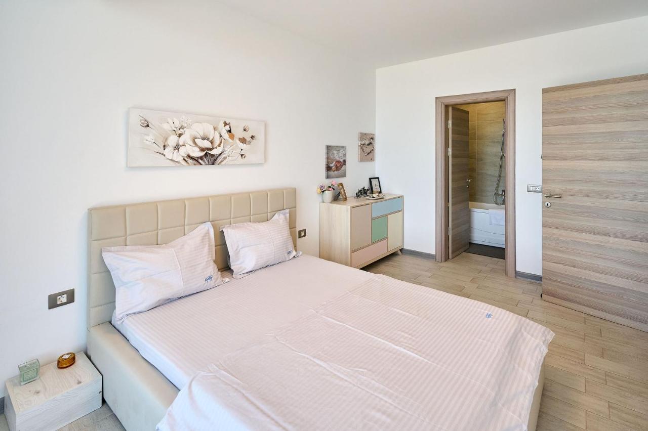 Paradise Sea View 2Bd Apt Spa N Pools Beach Resort Năvodari Esterno foto